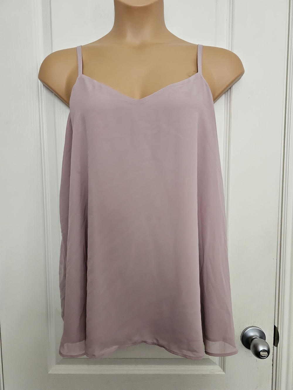 Torrid Sz 2 Dusty Mauve V-Neck Adjustable Strap Camisole - Picture 8 of 10